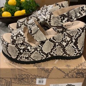 Free People Chelsea Platform Sandal